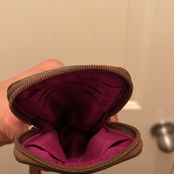 Coach, please check all picture of condition - Picture 16 of 17